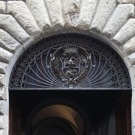Apt. Melograno - Pauline Suites, Palazzo Borghese Florenz Exterior foto